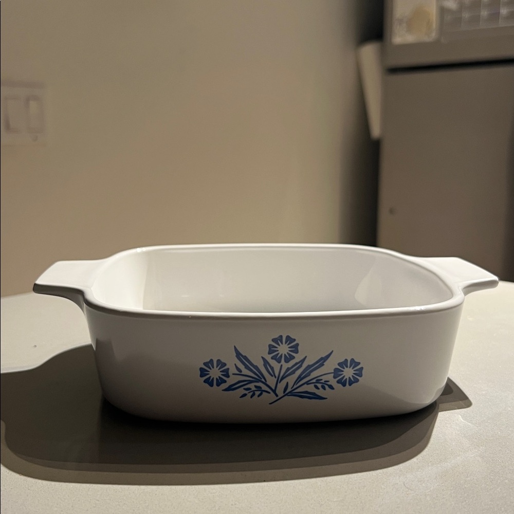 CORNING WARE BLUE CORNFLOWER A-1-B CASSEROLE DISH